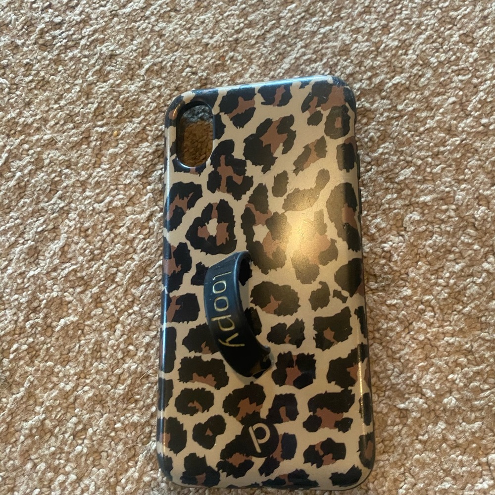 Like new loopy case for iPhone X/xs. Leopard